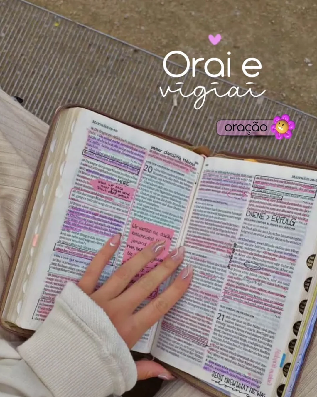 Story cristão com figurinhas do pack — exemplo 8